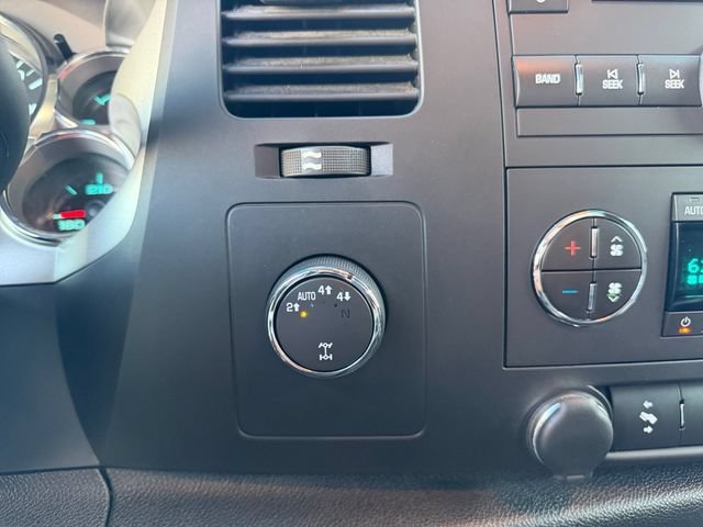 Used 2012 STEALTH GRAY METALLIC GMC SLE image 27