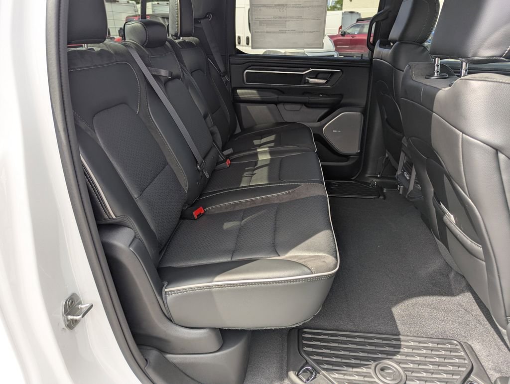 2026 RAM 1500 Laramie - Photo 33