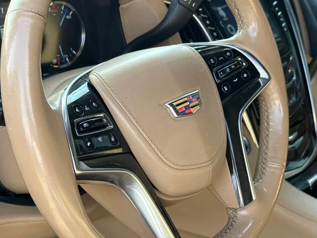 Used 2018 White Cadillac Platinum Edition image 29