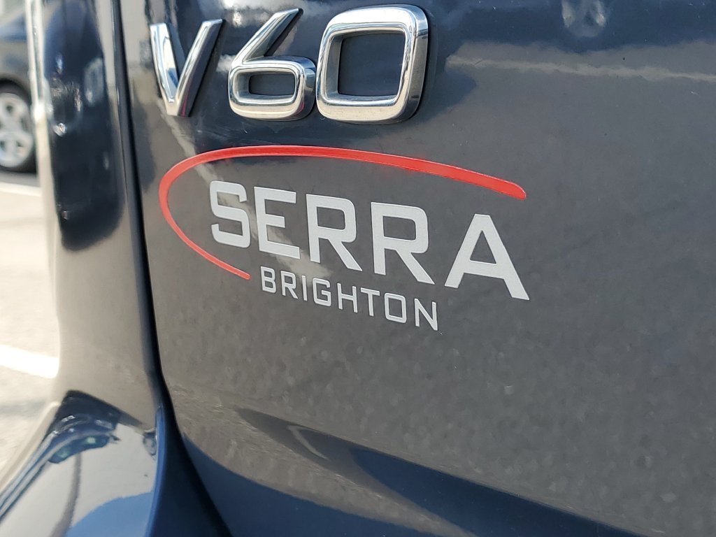 Used 2020  Volvo T5 image 37
