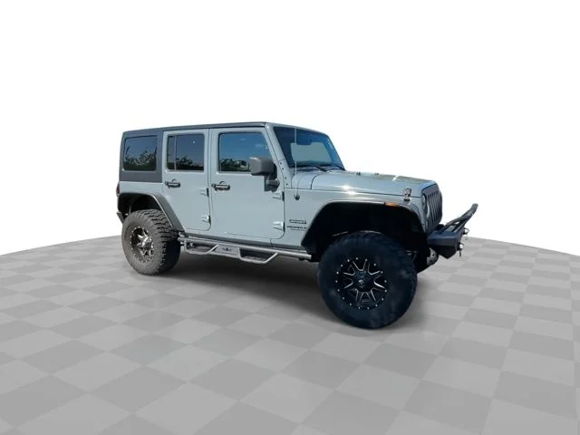 Used 2015 Gray Jeep Unlimited Sport image 4
