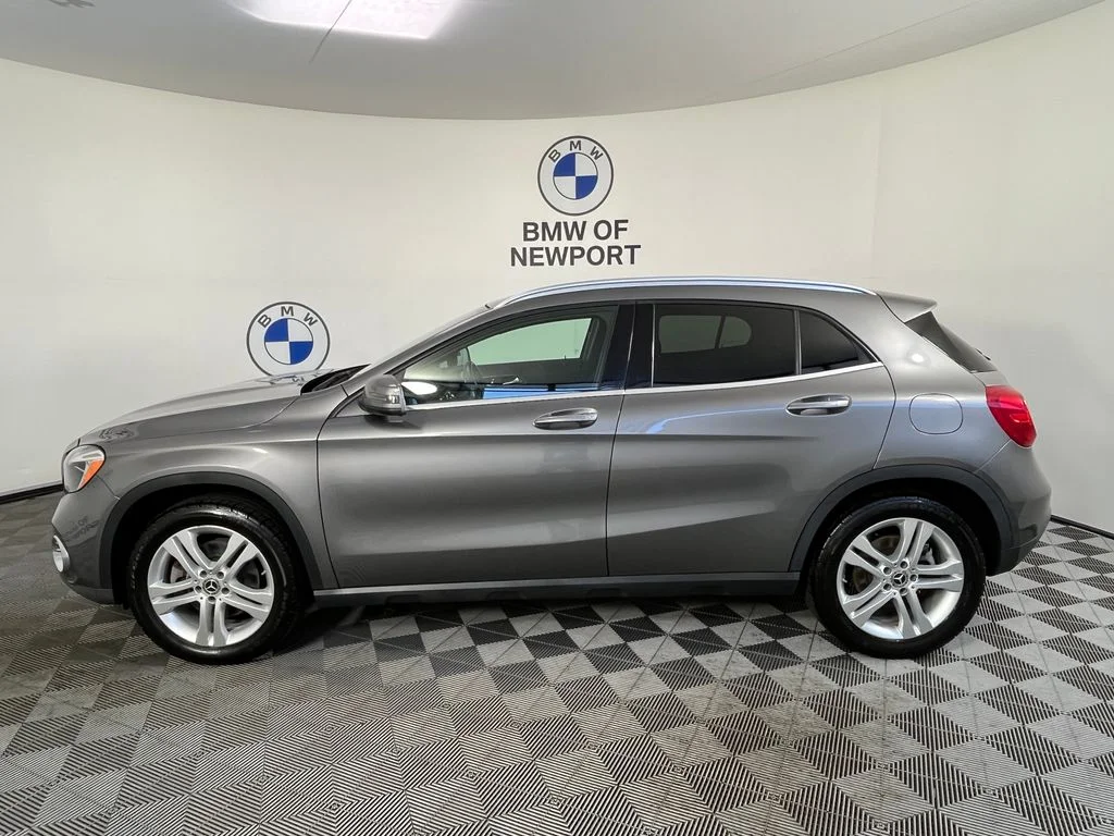 Used 2018 Gray Mercedes-Benz GLA 250 image 12