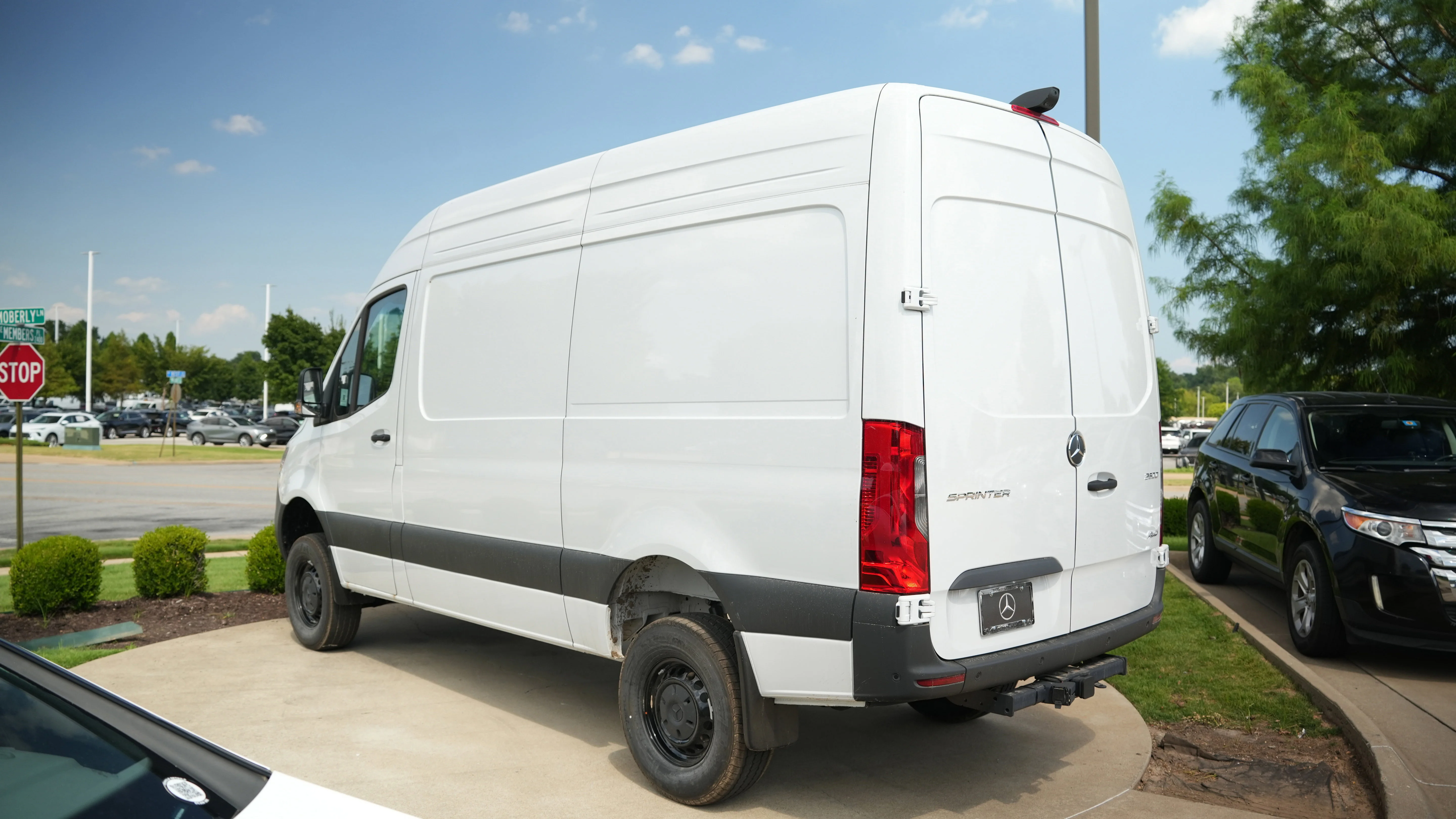 2025 Mercedes-Benz Sprinter Cargo Van Base - Photo 6