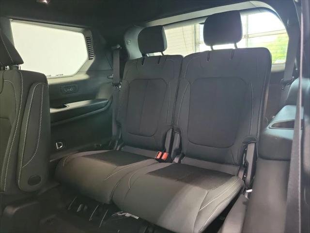 New 2026 Baltic Gray Metallic Clear-Coat Exterior Paint Jeep Laredo X image 9