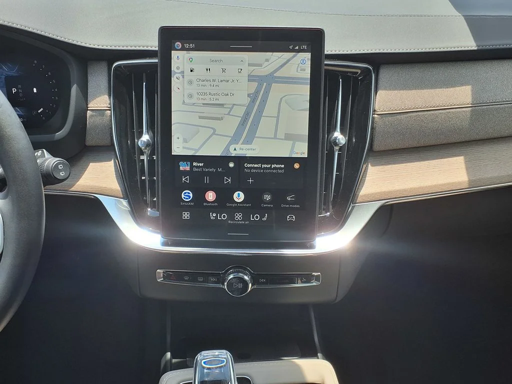 2026 Volvo XC90 Plus - Photo 30