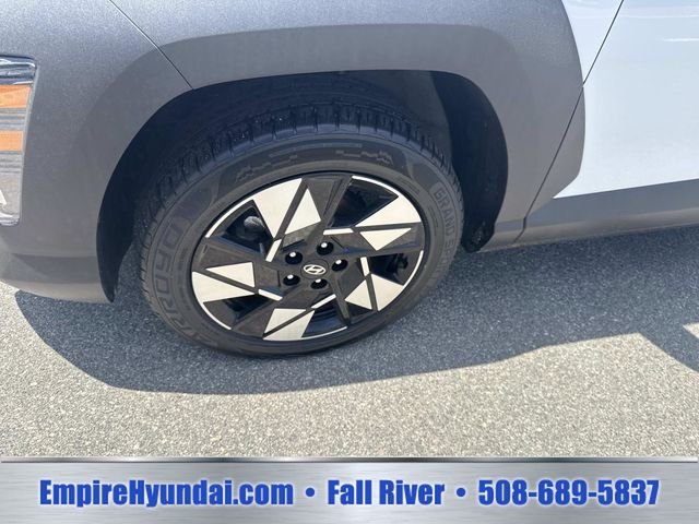 2024 Hyundai Kona SEL - Photo 11