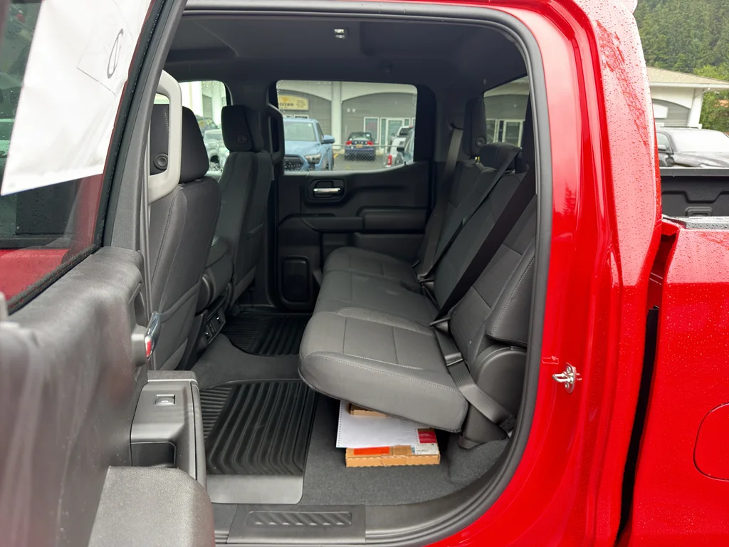 2026 Chevrolet Silverado 1500 Custom - Photo 11