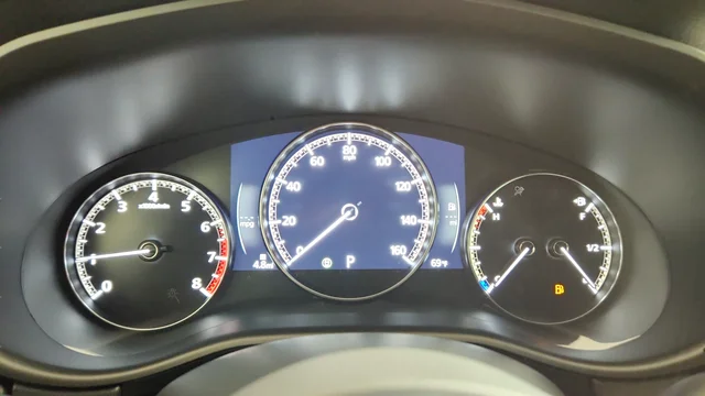 2025 Mazda CX-50 Premium Plus - Photo 16