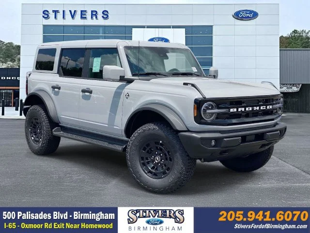 New 2026 White Ford Outer Banks image 1