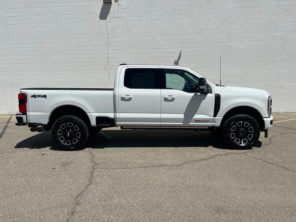New 2026 Star White Metallic Tri-Coat Ford F-250® Platinum® image 7