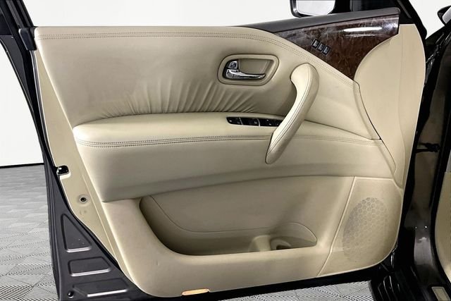 Used 2015 Gray INFINITI Base image 17