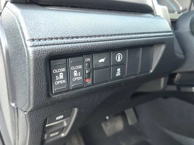Used 2024  Honda EX-L image 29