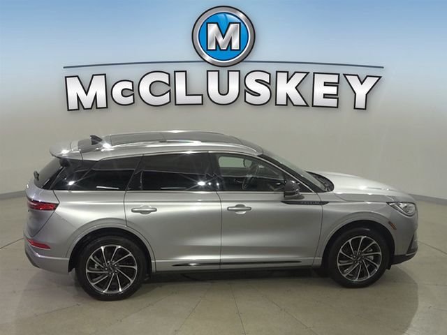 Used 2023 Silver Lincoln Grand Touring image 20
