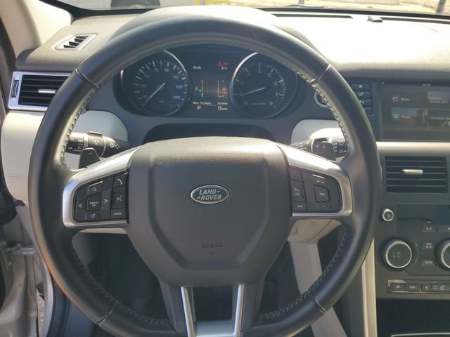 Used 2016 Silver Land Rover SE image 10