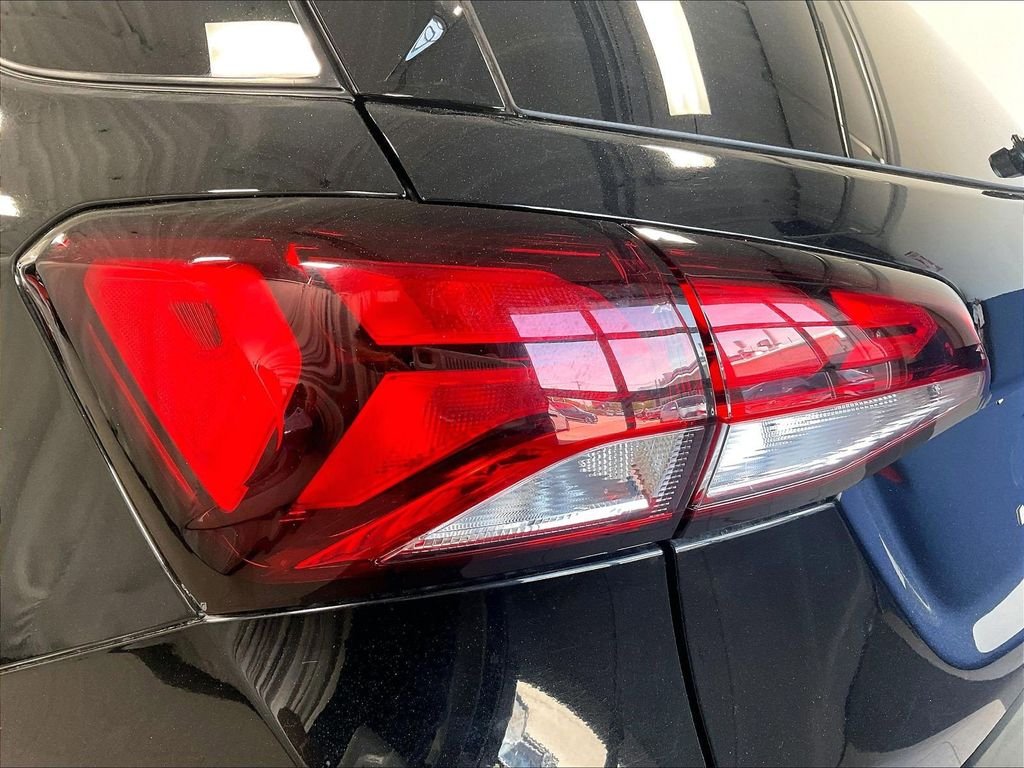 Used 2023 Black Chevrolet LT image 34