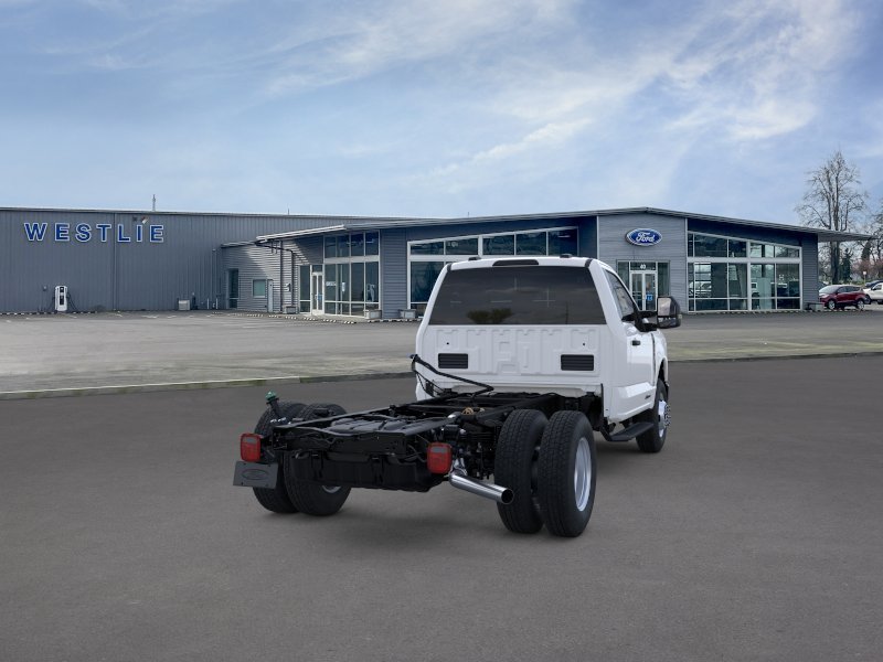 2026 Ford F-350 Super Duty Chassis Cab XL - Photo 8