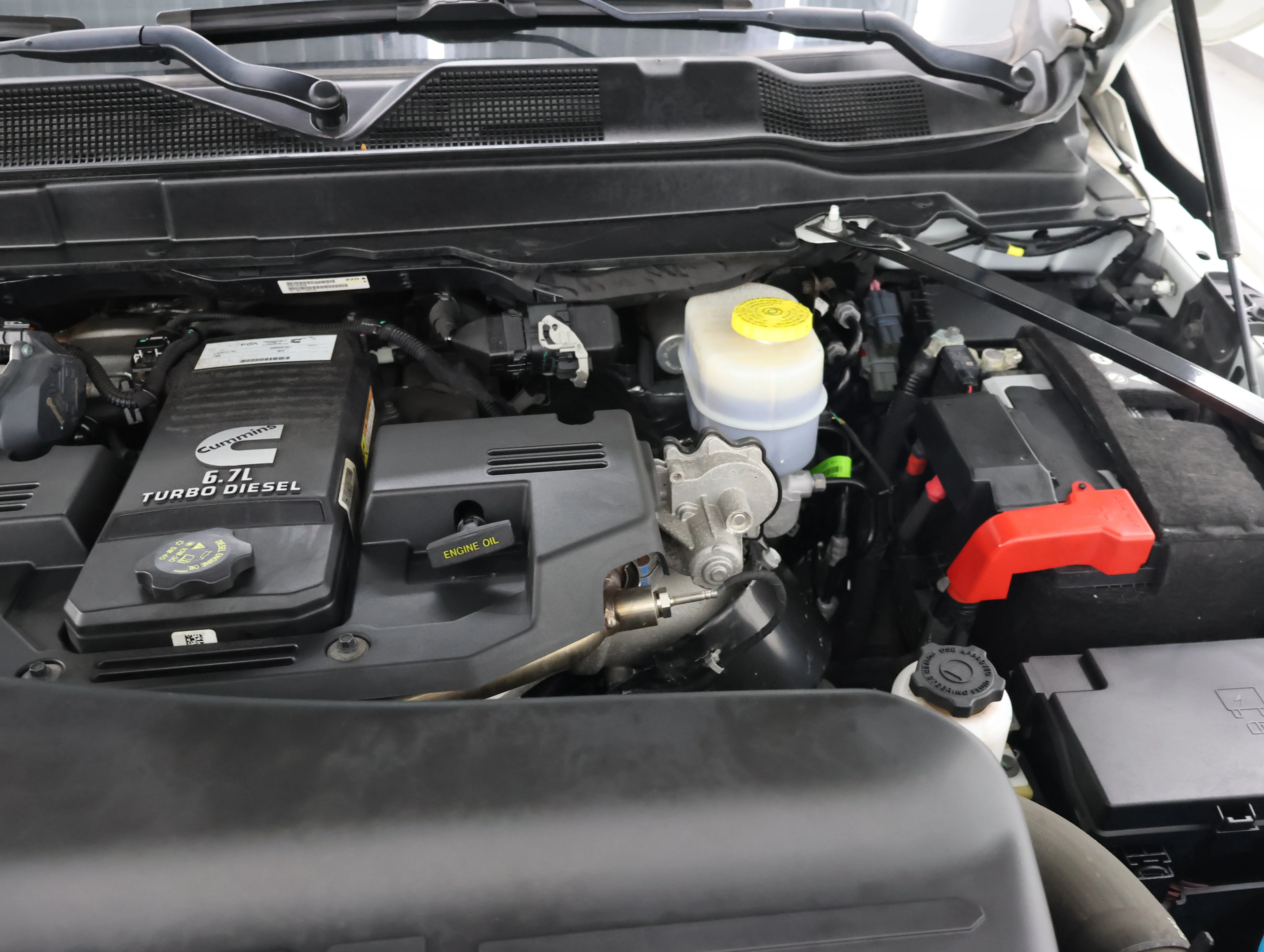 Used 2022 Pearl White Ram Laramie image 19