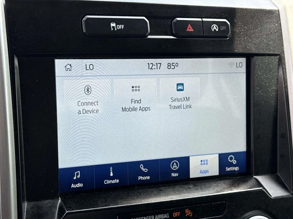 Used 2018 Gray Ford Lariat image 3
