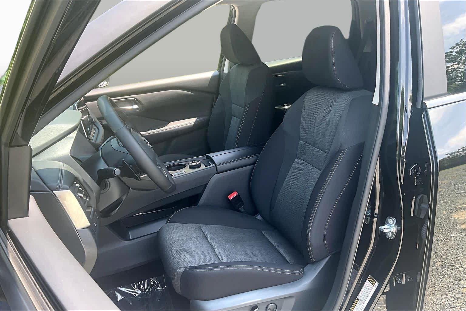 Used 2026 Super Black Nissan SV image 8