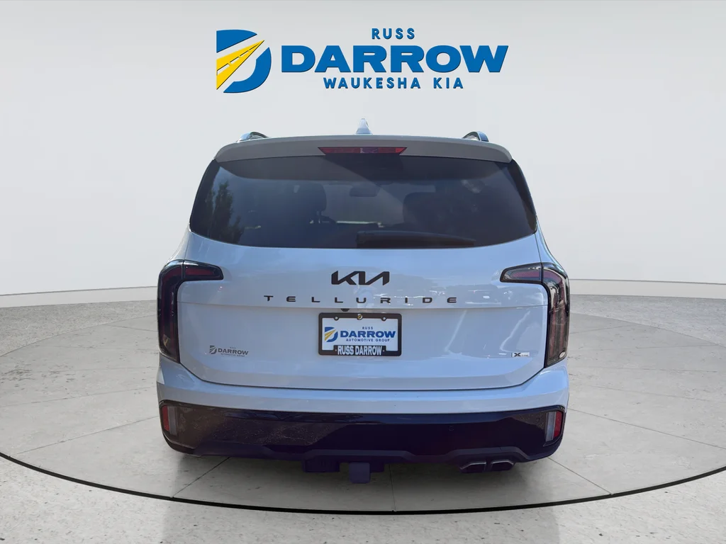 Used 2025 White Kia EX X-Line image 4