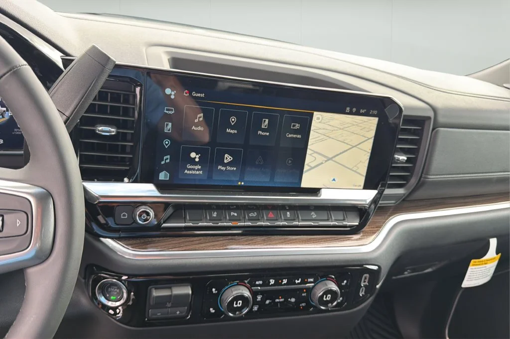 New 2026 Summit White Chevrolet LT image 24