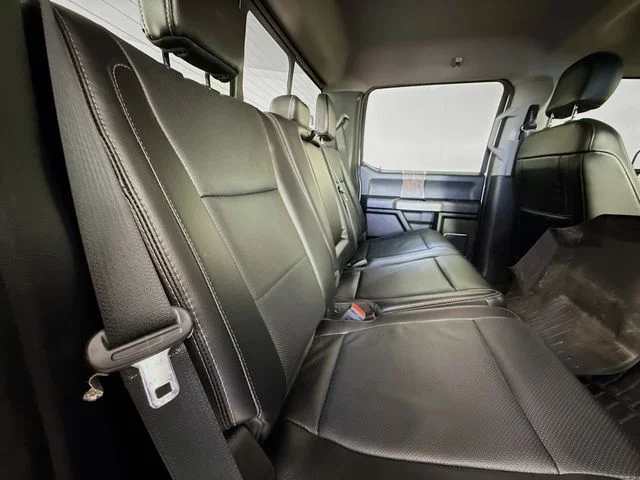Used 2018 White Ford Lariat image 25
