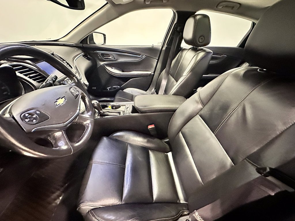 Used 2017 Black Chevrolet LT image 3