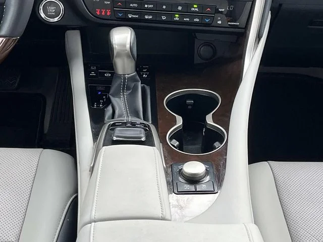 Used 2019 Silver Lexus 350 image 17