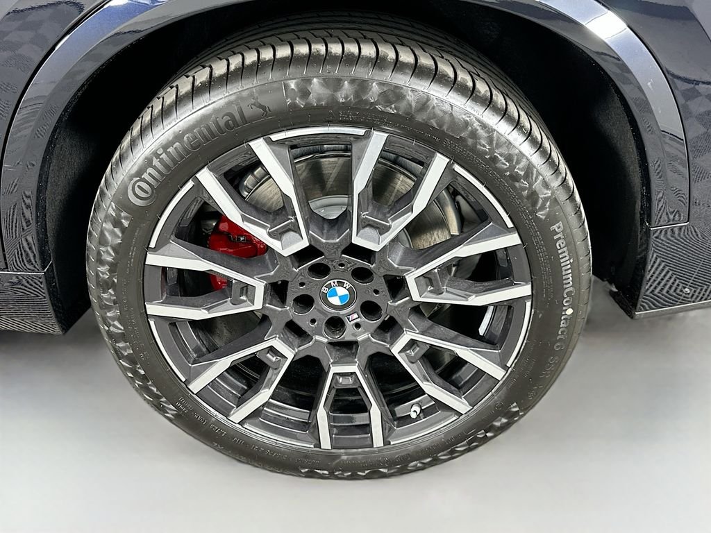 New 2026 Carbon Black Metallic BMW xDrive50e image 23