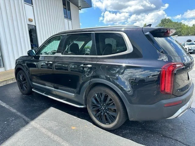 Used 2021 Black Kia SX image 7