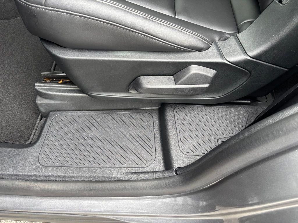 Certified Used 2022 Gray Metallic Ford XLT image 47