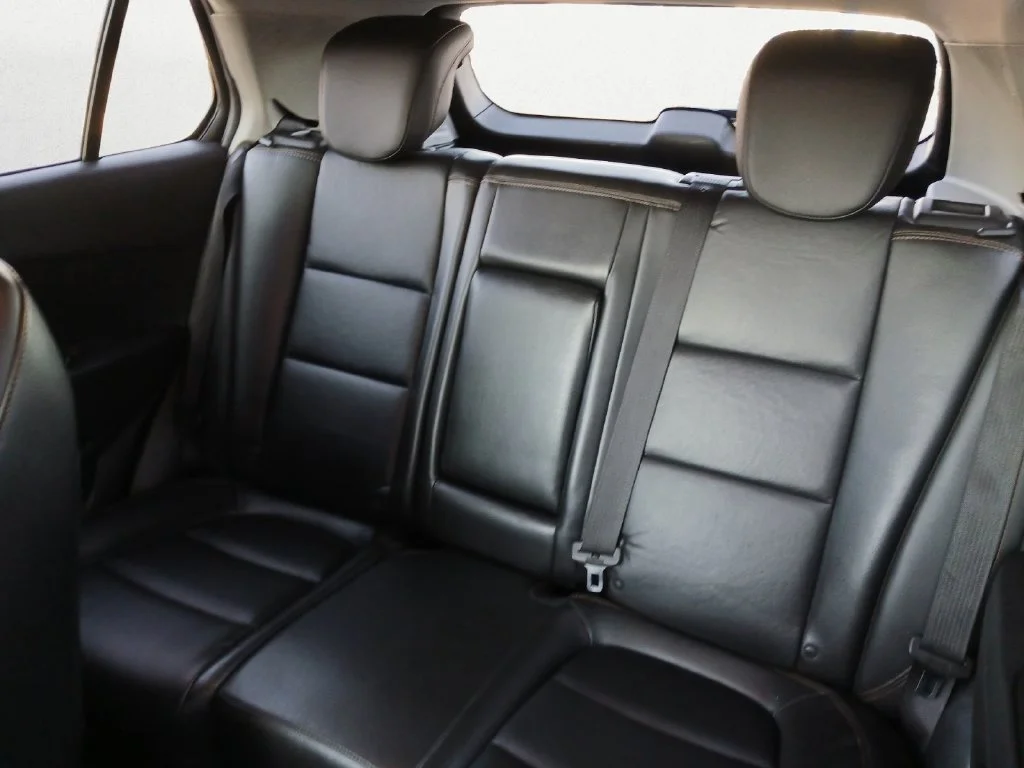 Used 2017 MOSAIC BLACK METALLIC Chevrolet Premier image 9