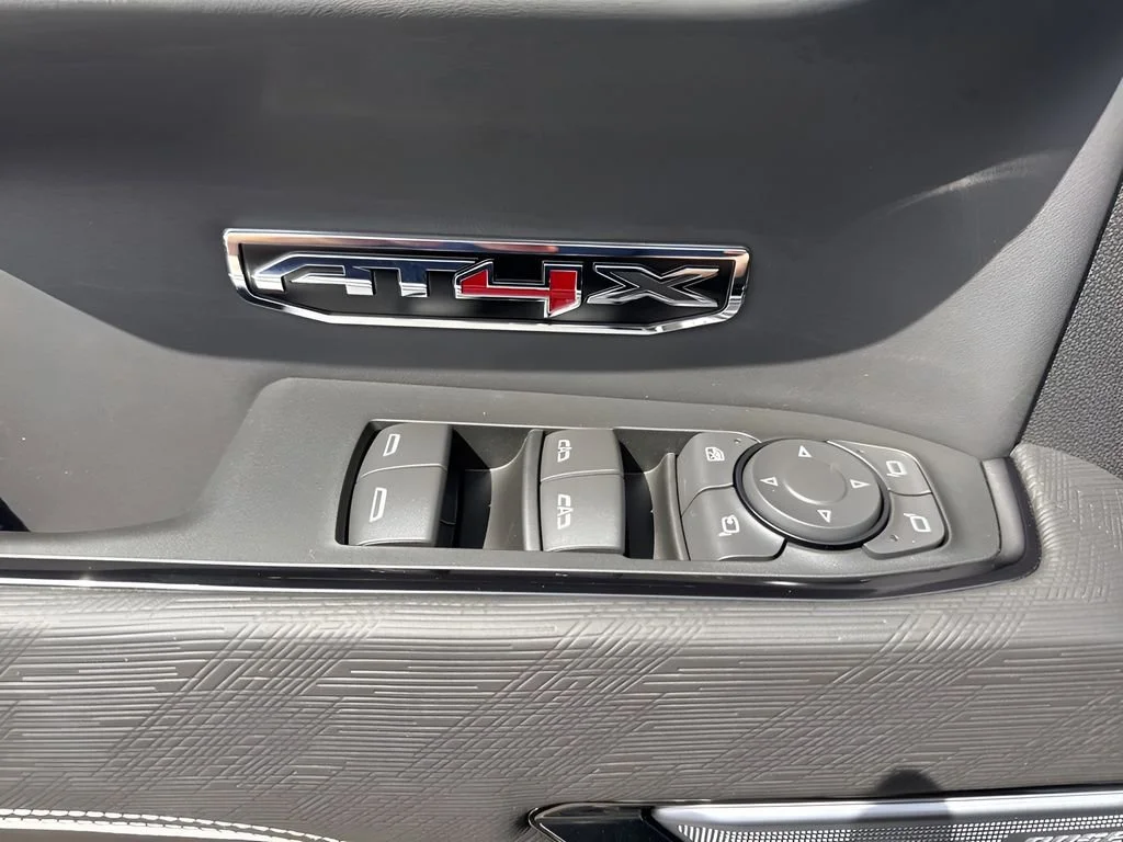 New 2026 Sterling Metallic GMC AT4X image 30