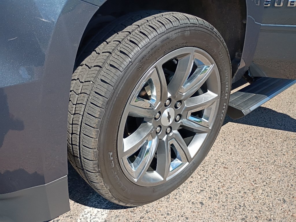 Used 2019 Shadow Gray Metallic Chevrolet Premier image 40