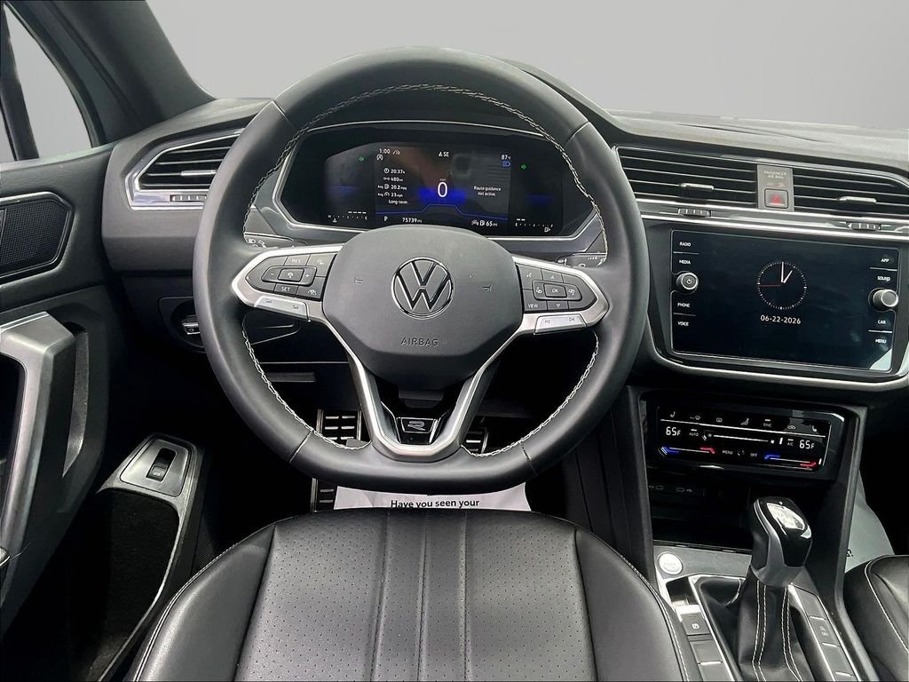 Used 2023  Volkswagen 2.0T SE R-Line Black image 10