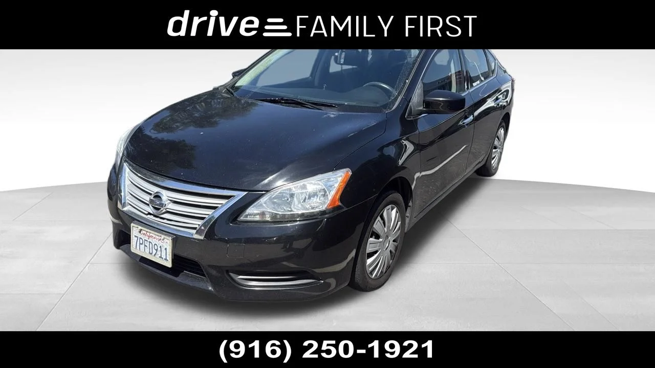 2015 Nissan Sentra's photo