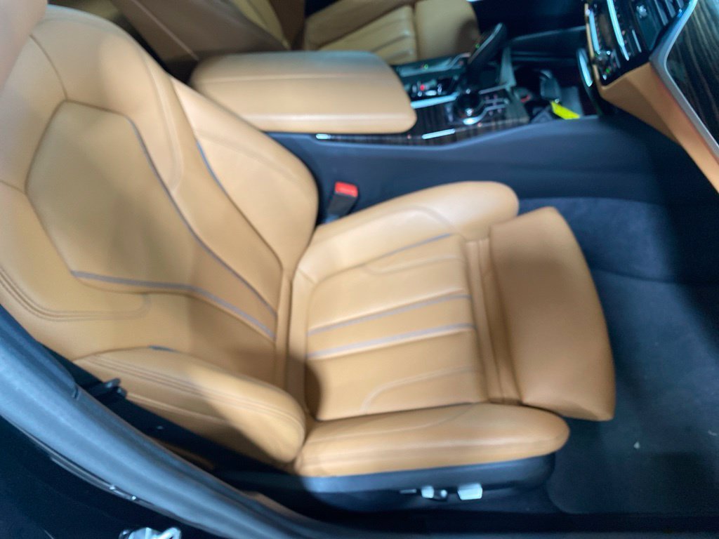 Used 2023 Black Sapphire Metallic BMW 540i xDrive image 10