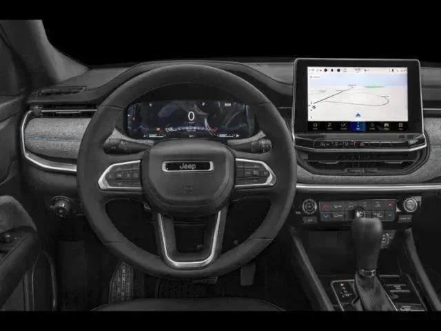 2025 Jeep Compass Limited - Photo 16