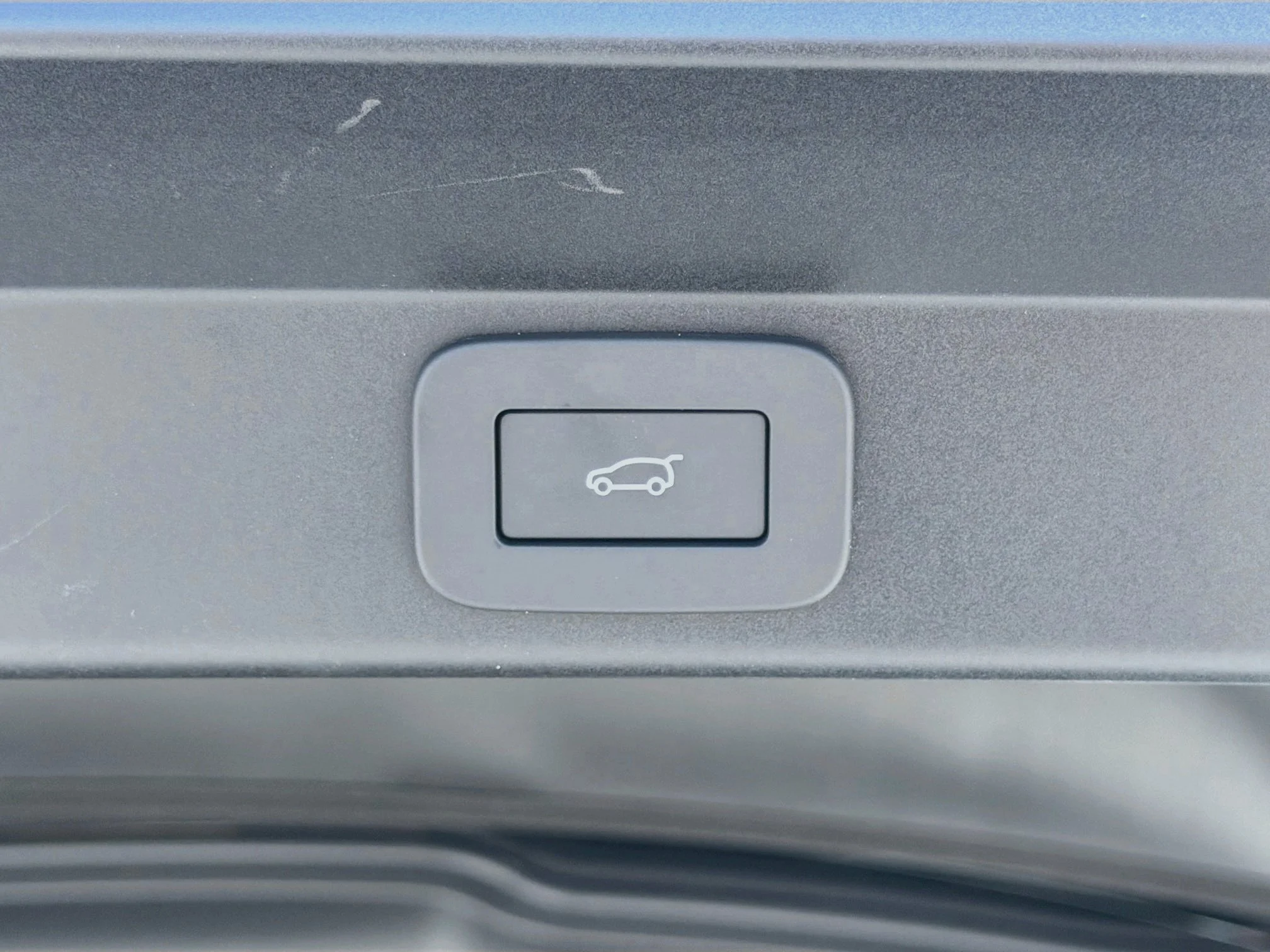 New 2026 Fuji White Land Rover Dynamic SE image 14