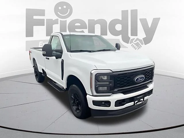 New 2026 Oxford White Ford F-350® XL image 33