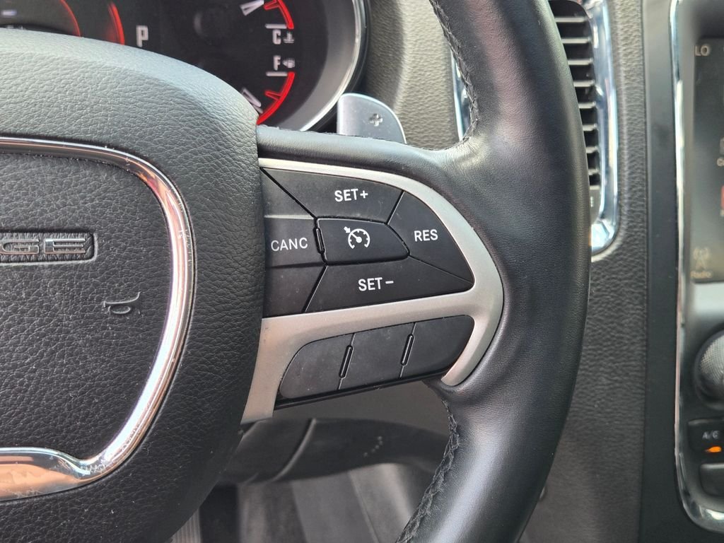 Used 2014 Black Dodge SXT image 25