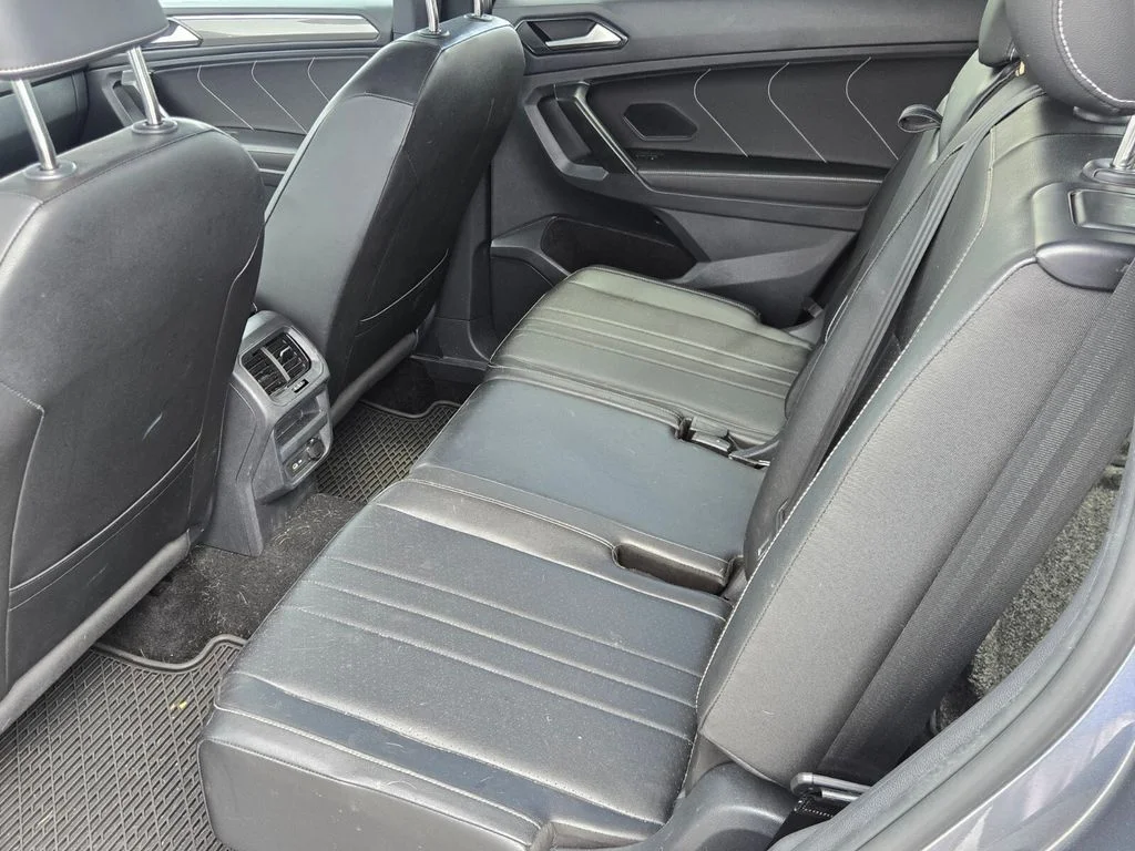Used 2023 Gray Volkswagen 2.0T SE R-Line Black image 10