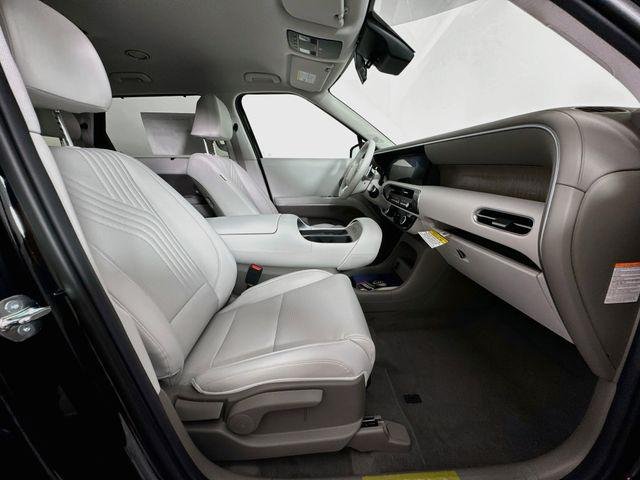 New 2026 Black Hyundai Blue SEL 7P image 45