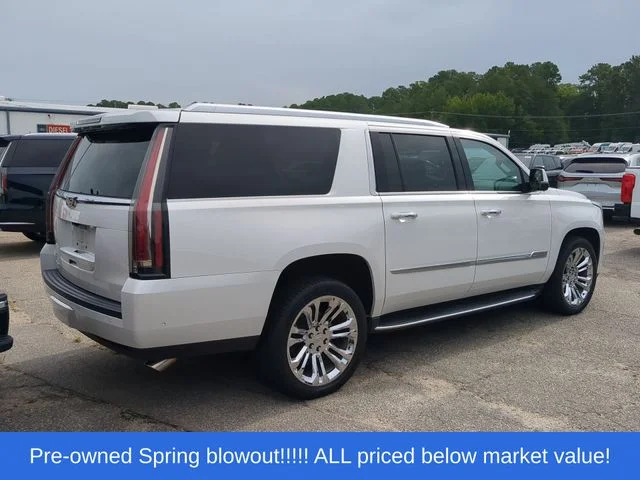 Used 2020 White Cadillac Luxury image 4