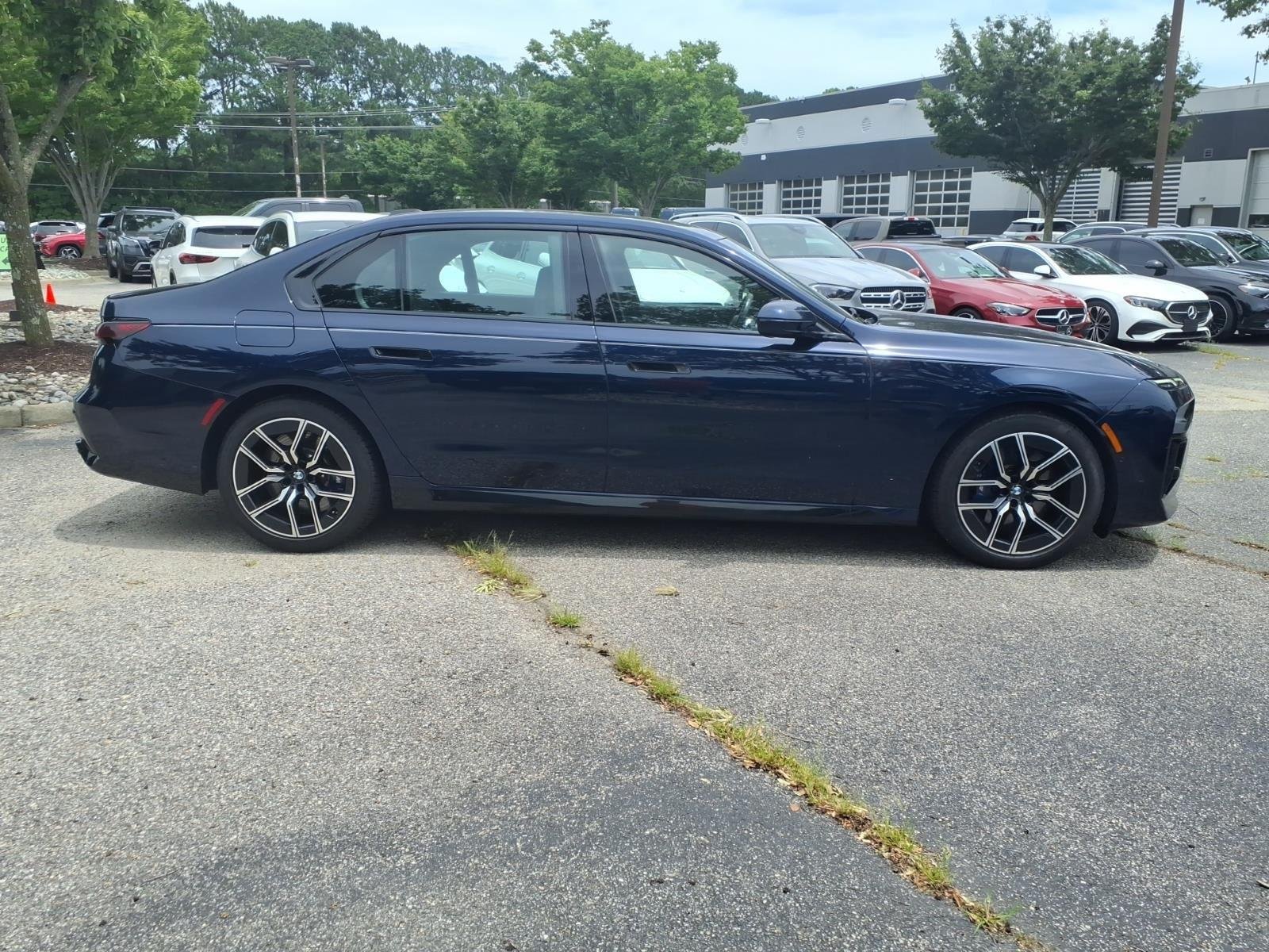 Used 2024 Tanzanite Blue II Metallic BMW 760i xDrive image 5