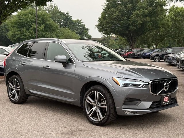 2021 Volvo XC60 T5 Momentum