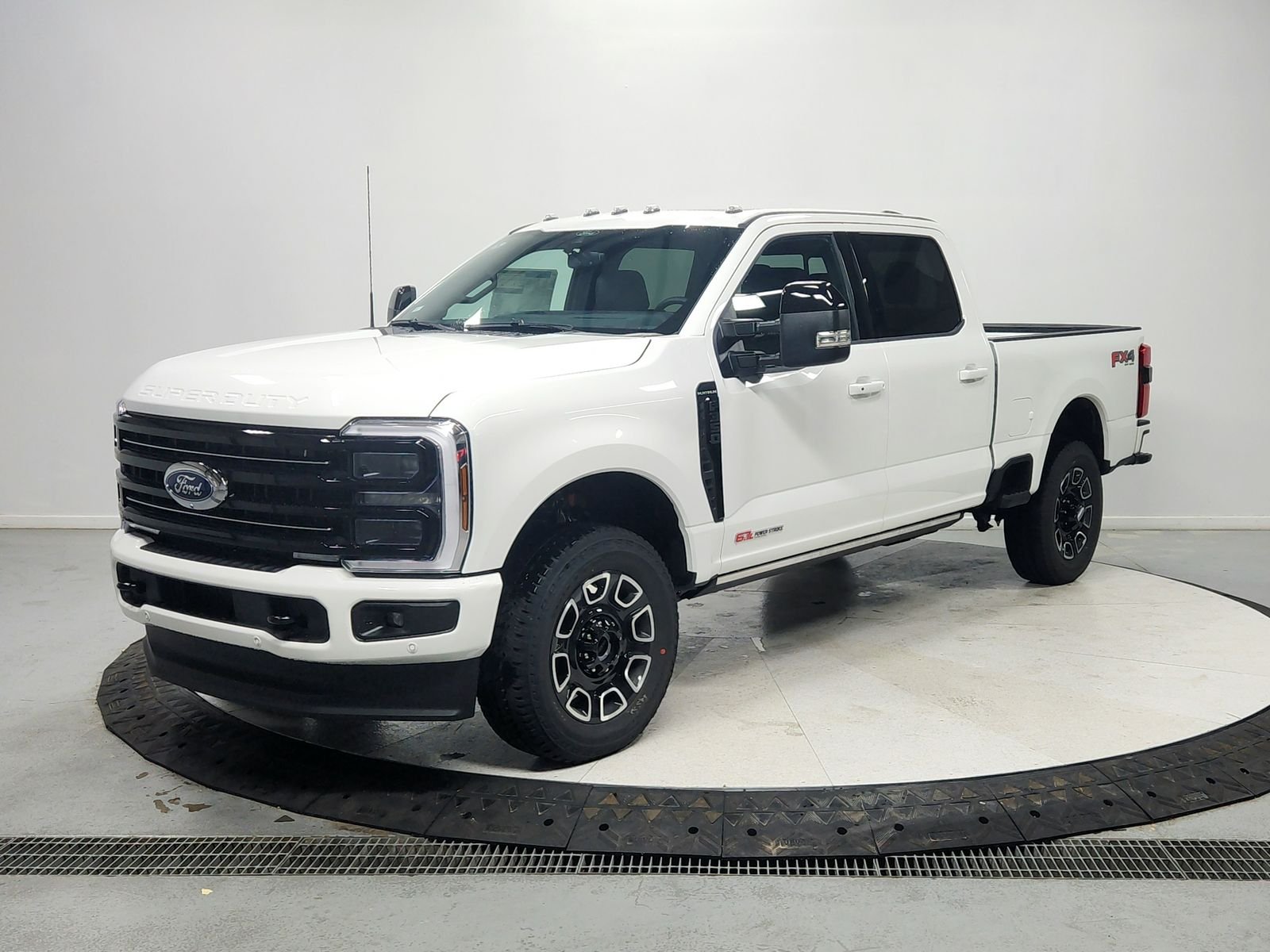 2026 Ford F-350 Super Duty Platinum - Photo 3