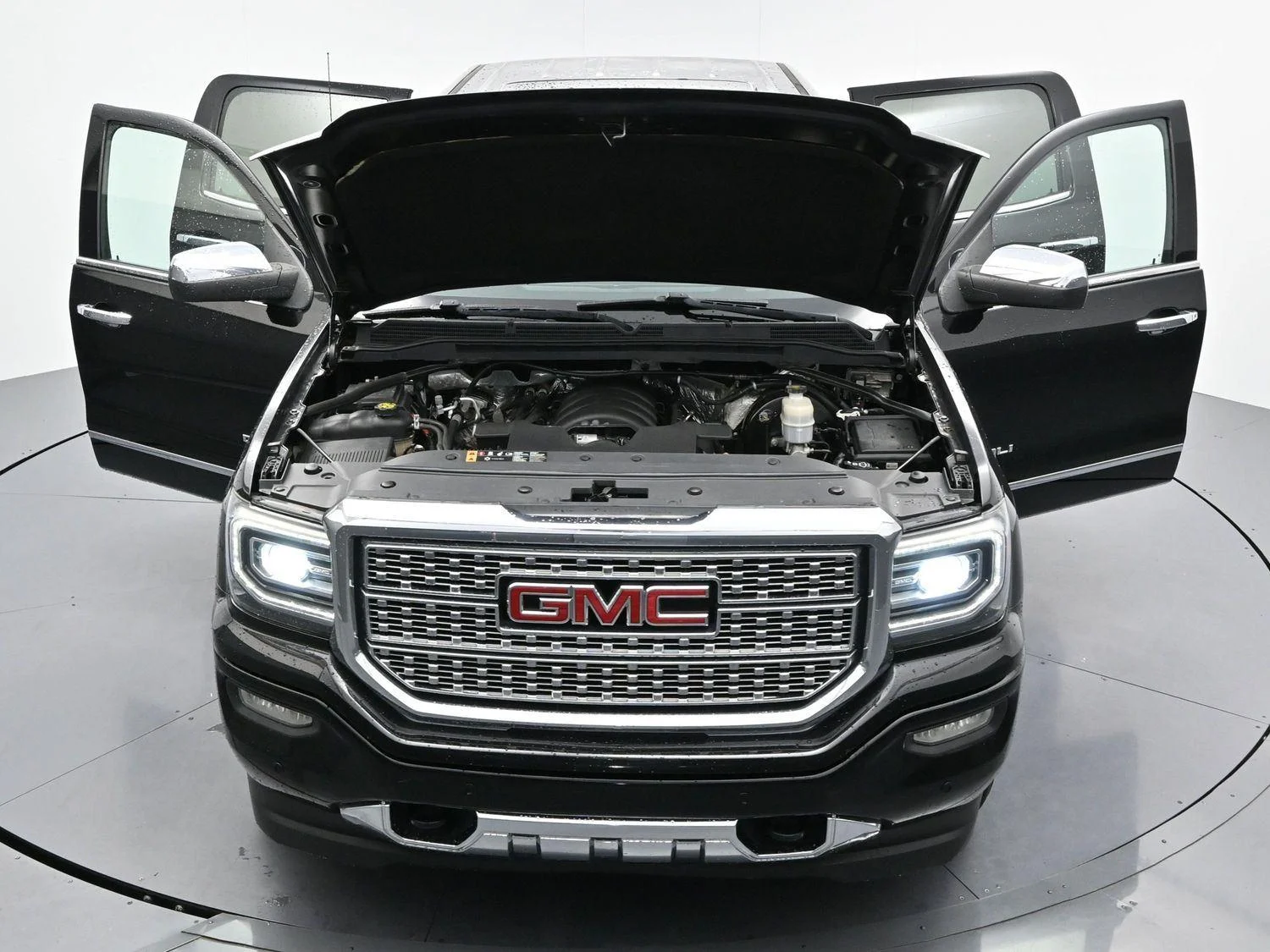Used 2017 ONYX BLACK GMC Denali image 43