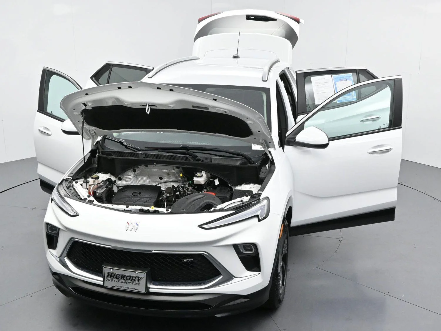 Used 2024  Buick Sport Touring image 40