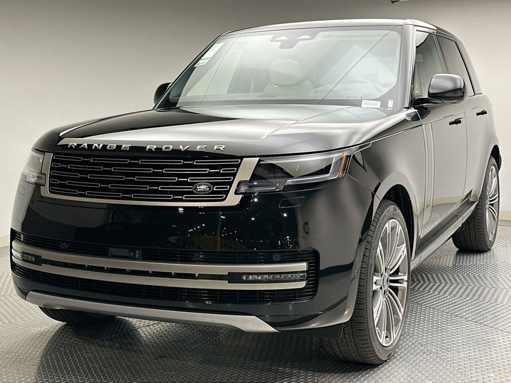 New 2027 Santorini Black Land Rover SE image 1